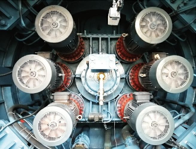 img 3 of 巖石破碎頂管機(jī)系列